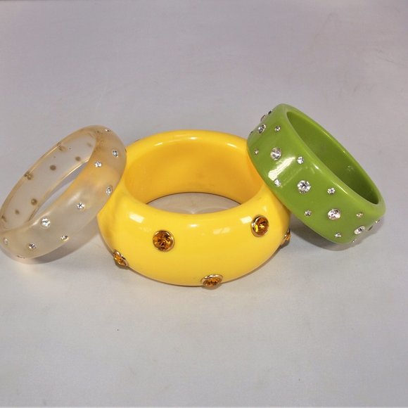 Frosted Vintage Lucite Bangle with Rhinestone Accents - Picture 2 of 5